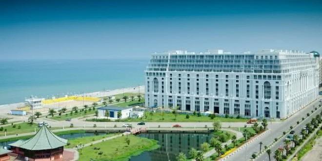 Apartment In Hotel Magnolia Батуми Екстериор снимка
